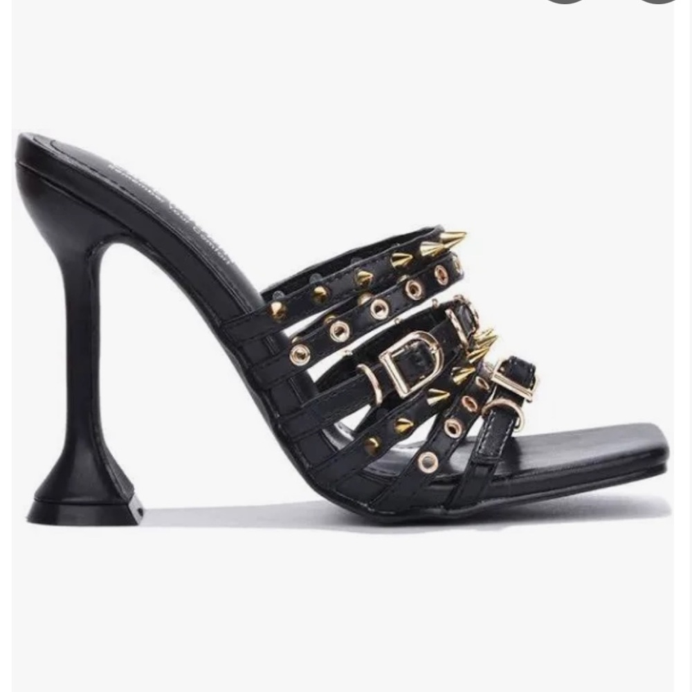 Women’s Cape Robbin Bonita Black Heels Mules Shoes